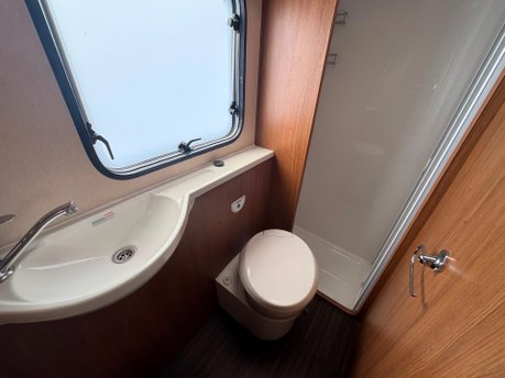 Auto-Trail Tribute T-715 AWAITING PREPARATION 9