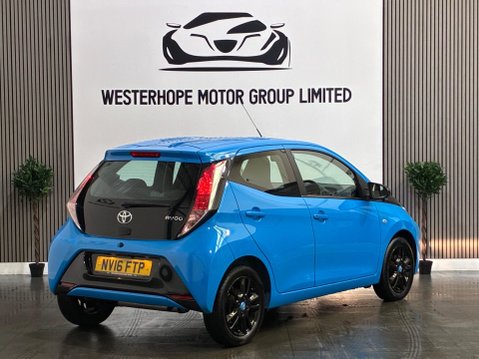 Toyota Aygo 1.0 VVT-i x-cite Euro 6 5dr 27