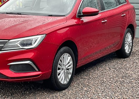 MG MG5 61KWH EXCLUSIVE 5