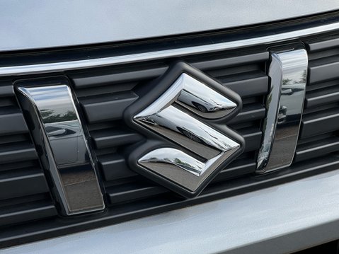 Suzuki Vitara SZ-T 13
