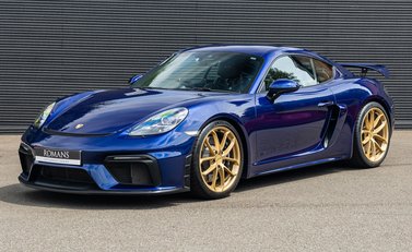 Porsche Cayman GT4 (718) 2