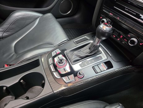 Audi RS4 4.2 FSI V8 Estate 5dr Petrol S Tronic quattro Euro 5 (450 ps) 9