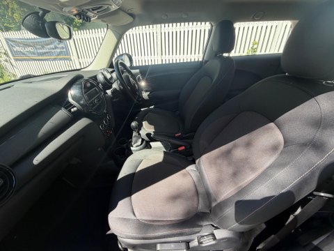 Mini Hatch COOPER 43