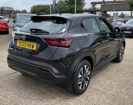 Nissan Juke 1.0 Juke Acenta DiG-T 5dr 9