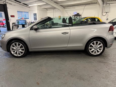 Volkswagen Golf 1.6 TDI BlueMotion Tech SE Cabriolet Euro 5 (s/s) 2dr 6