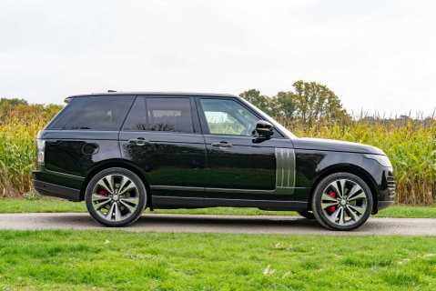 Land Rover Range Rover SV Autobiography Dynamic 3