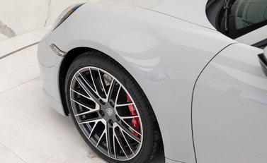 Porsche 911 Turbo Cabriolet (992) 24