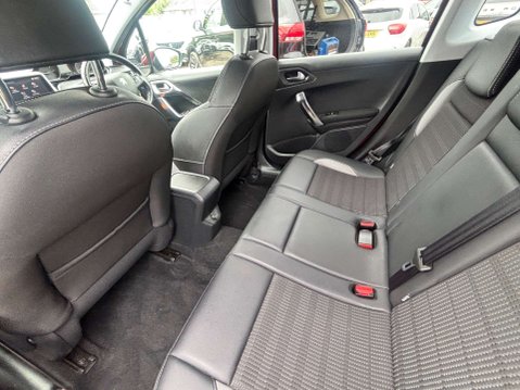 Peugeot 2008 1.2 PureTech Allure SUV 5dr Petrol Manual Euro 6 (82 ps) 45
