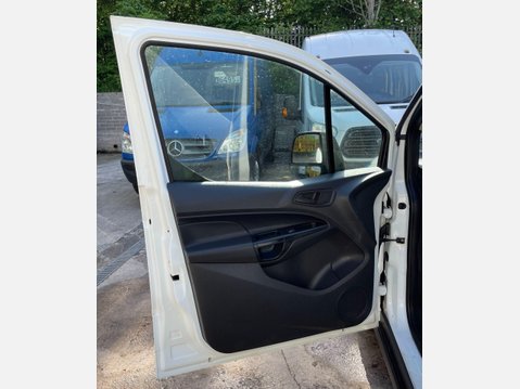 Ford Transit Connect 1.5 TDCi 230 Combi Van 6dr Diesel Manual L2 H1 (128 g/km, 99 bhp) 34