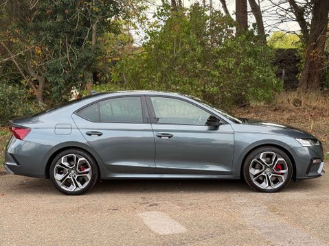 Skoda Octavia 2.0 Octavia vRS TSi Semi-Auto 5dr 23