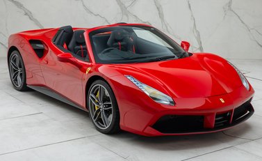Ferrari 488 SPIDER 14