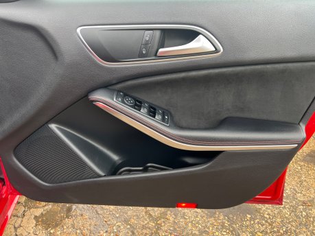 Mercedes-Benz A Class A200 CDI BLUEEFFICIENCY AMG SPORT 20