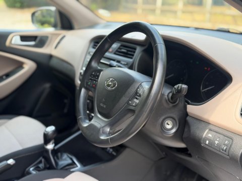 Hyundai i20 1.2 Blue Drive SE Euro 6 (s/s) 5dr 9