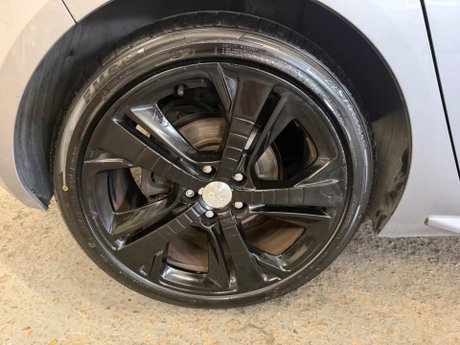 Peugeot 308 1.2 PureTech GT Line Euro 6 (s/s) 5dr 27