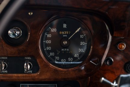 Rolls-Royce Silver Cloud III Restored 19