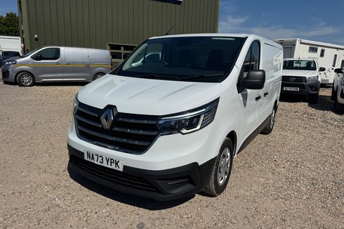 Renault Trafic AUTO SWB L1H1 Low Roof Business SL29 Air Con Sensors EURO 6