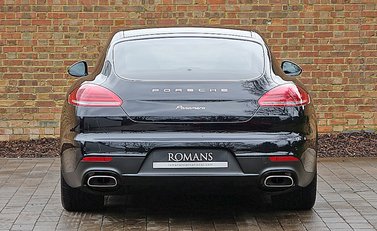 Porsche Panamera Diesel 13