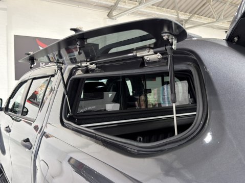Toyota Hilux INVINCIBLE X 4WD 48V MHEV AUTO 14