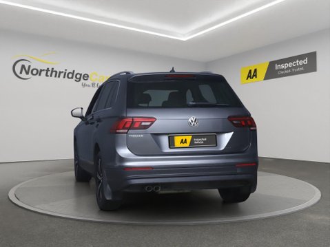 Volkswagen Tiguan 2.0 TDI SE Navigation Euro 6 (s/s) 5dr 8