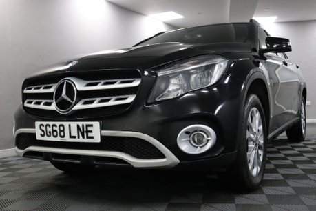 Mercedes-Benz GLA GLA 200 SE 28