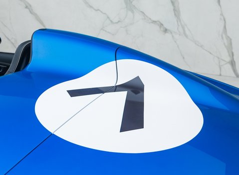 Jaguar F-Type Project 7 35