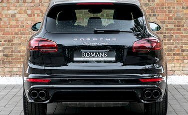 Porsche Cayenne Turbo 5