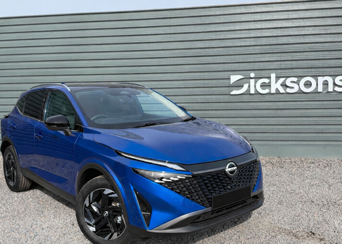 Nissan Qashqai DIG-T 140 N-CONNECTA GLASS ROOF  1