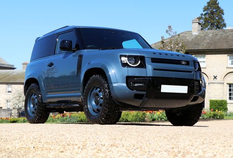 Land Rover Defender 90