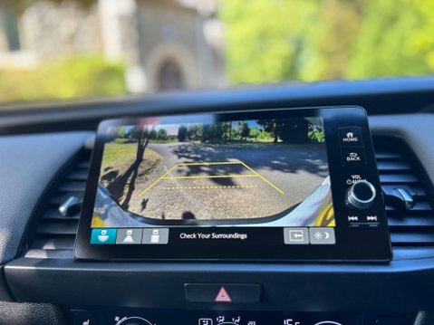 Honda Jazz I-MMD CROSSTAR EX 5