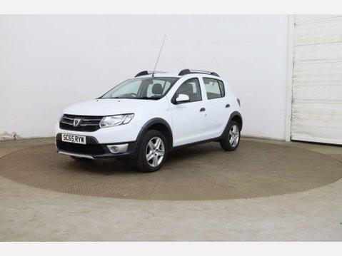 Dacia Sandero Stepway 1.5 dCi Laureate Euro 6 (s/s) 5dr 3
