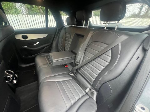 Mercedes-Benz GLC GLC 220 D 4MATIC AMG LINE 51