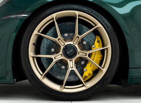 Porsche 911 (992) GT3 8