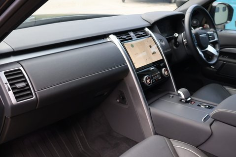 Land Rover Discovery BRAND NEW COMMERCIAL DYNAMIC HSE 22 inch wheels   21