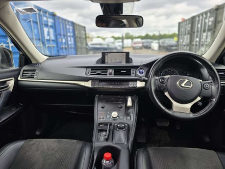 Lexus CT 1.8 200h Sport Hatchback 5dr Petrol Hybrid CVT Euro 6 (s/s) (136 ps) 10