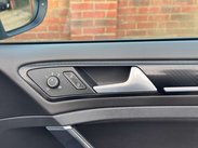 Volkswagen Golf 2.0 Golf R DSG 4WD 5dr 41