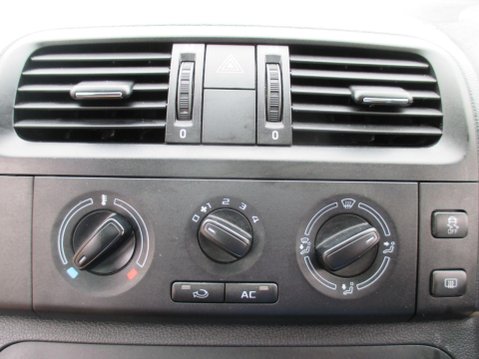 Skoda Roomster 1.2 TSI SE Action Euro 5 5dr 21