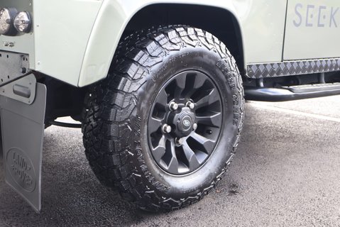 Land Rover Defender 90 HARDTOP HUGE SPEND 4 SEATER WITH SEEKER STYLING BESPOKE BUILD  20