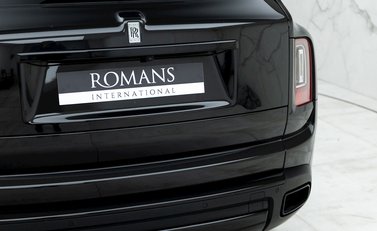 Rolls-Royce Cullinan 27