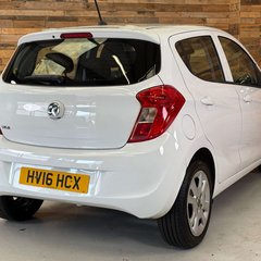 Vauxhall Viva 1.0i SE Hatchback 5dr Petrol Manual Euro 6 (a/c) (75 ps) 4