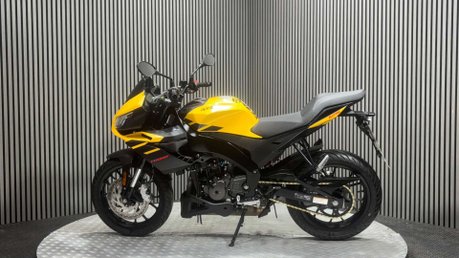 Aprilia Tuono 2025 25 PLATE 15BHP E5 SPORTS BIKE LEARNER ONLY 3K 6