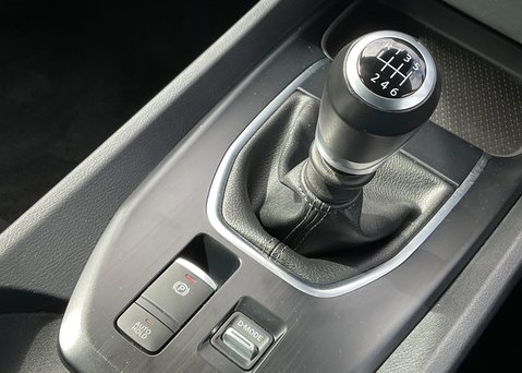 Nissan Qashqai DIG-T ACENTA PREMIUM MHEV 22