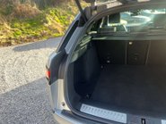 Land Rover Range Rover Velar 3.0 Range Rover Velar R-Dynamic HSE D300 Auto 4WD 5dr 39