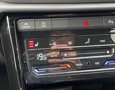 Volkswagen T-Roc 1.5 T-Roc R-Line TSI Semi-Auto 5dr 54
