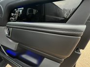 Land Rover Range Rover WESTMINSTER BLACK MHEV 79