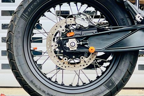 KTM Adventure 890 Adventure 13