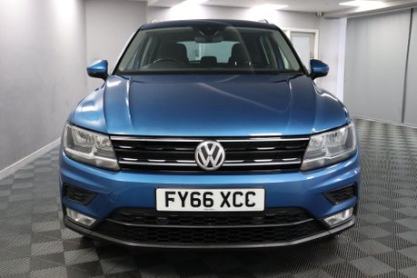 Volkswagen Tiguan SE NAV TDI BMT 4MOTION 2