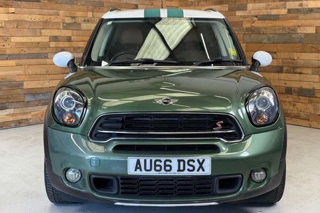 Mini Countryman 2.0 Cooper SD SUV 5dr Diesel Auto Euro 6 (143 ps) 2