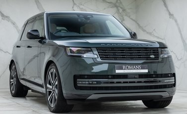 Land Rover Range Rover P440e HSE 6
