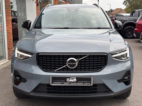 Volvo XC40 2.0 B3 MHEV Plus Dark SUV 5dr Petrol Hybrid DCT Auto Euro 6 (s/s) (163 ps) 8