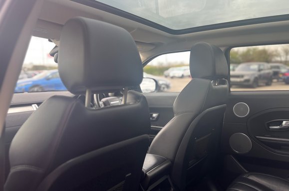 Land Rover Range Rover Evoque 2.2 SD4 PURE TECH AUTO 29
